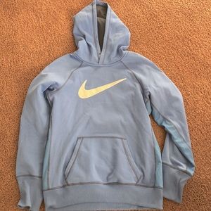 Nike women’s hoodie